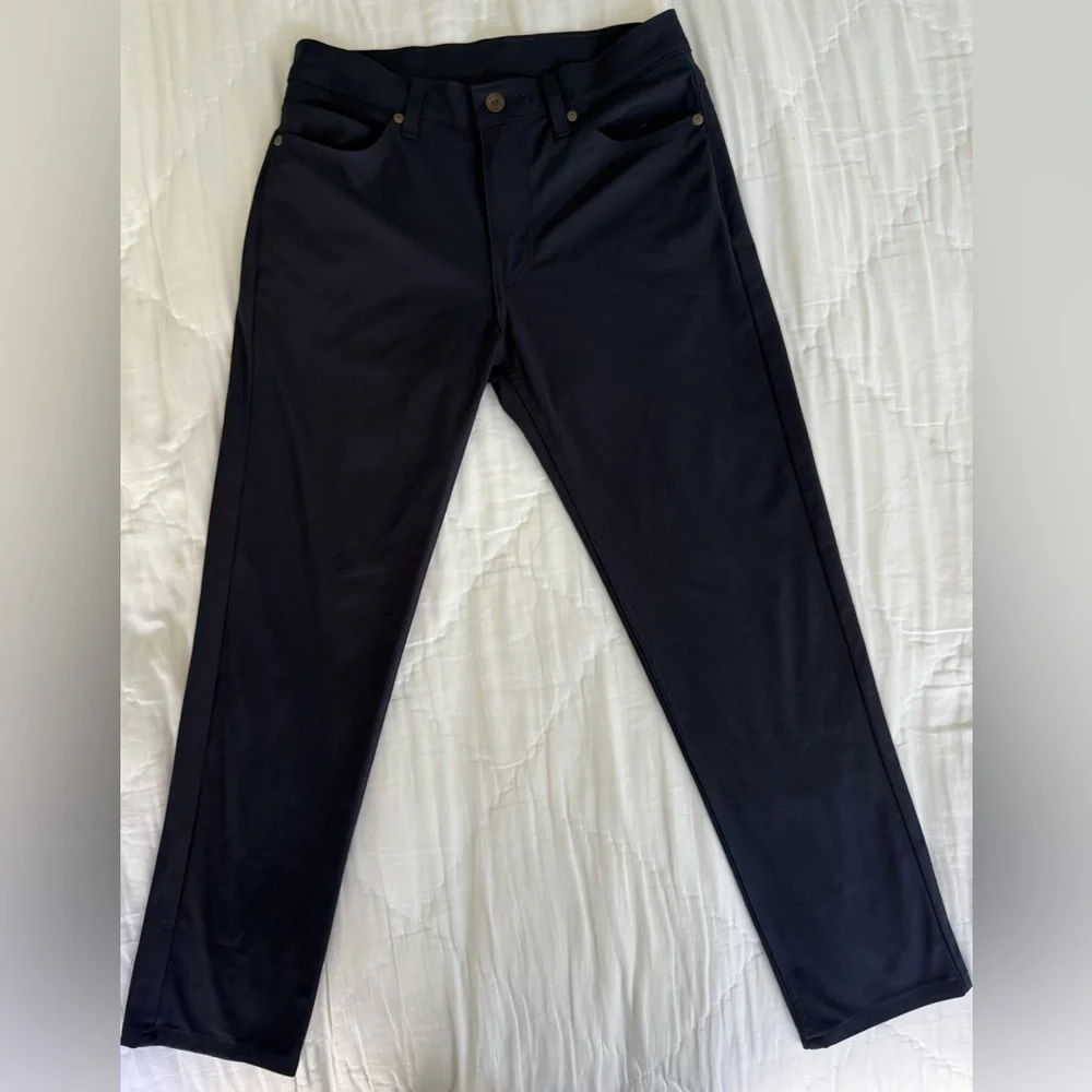 Levi’s 511 Slim Fit Pants Navy Blue W30 L30 Engineered for Movement
